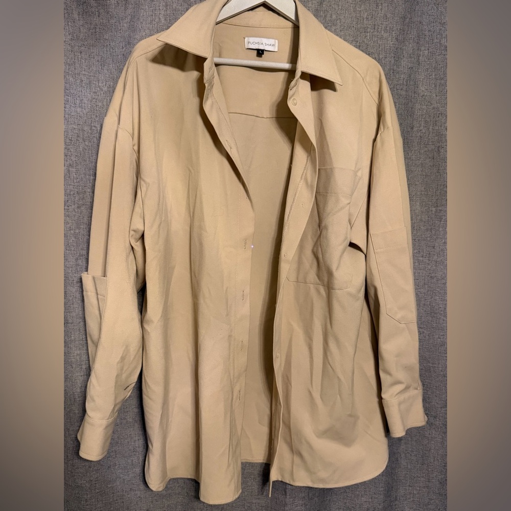 Fuchsia Shaw Women's Beige Button Down Shirt